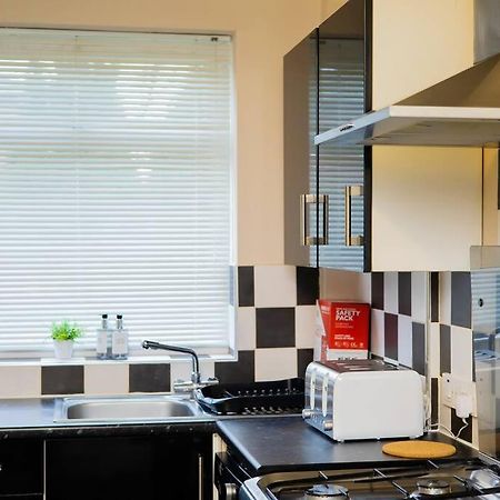 Isinmi Home - Close To Mcr City Manchester Luaran gambar